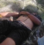 Homem é encontrado morto dentro de uma canoa em Penedo