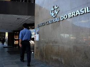 Copom eleva 1 ponto da Selic, e taxa vai para 6,25% ao ano