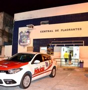 Motociclista é preso fazendo 'delivery' de drogas em Maceió
