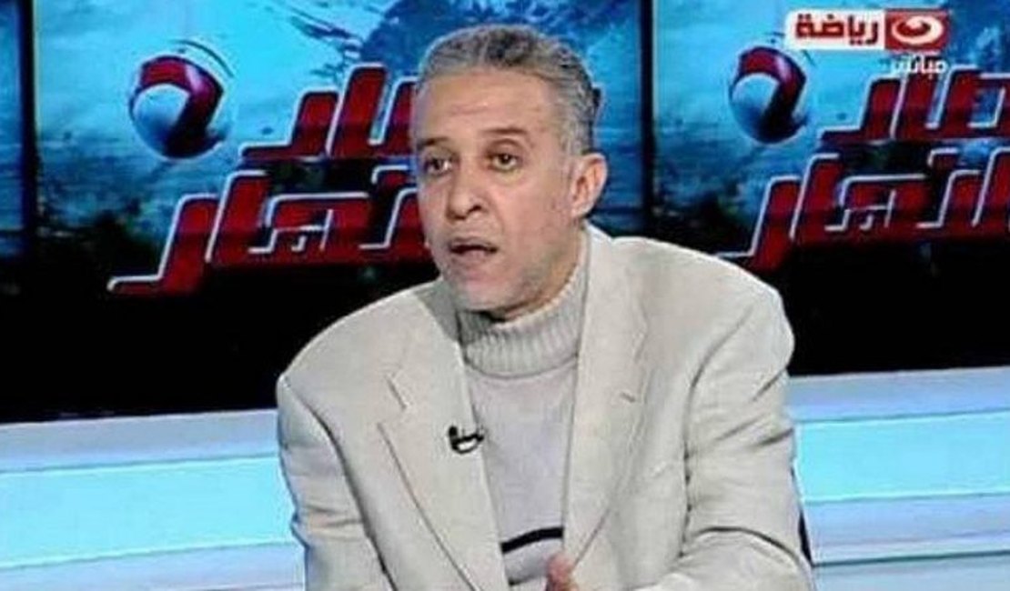 Comentarista de TV egípcia sofre parada cardíaca e morre durante jogo