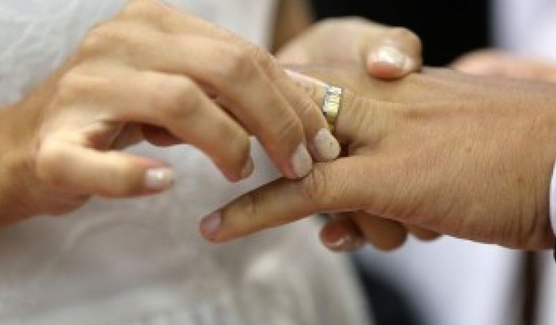 No altar: Número de casamentos aumenta 36,5% em Alagoas