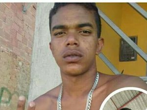[Vídeo] Jovem é assassinado dentro de residência em Arapiraca 
