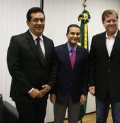 Deputado alagoano se reúne com ministros e discute projetos para Arapiraca e região 