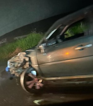 Colisão entre carro e moto deixa ferido em São Luís do Quitunde
