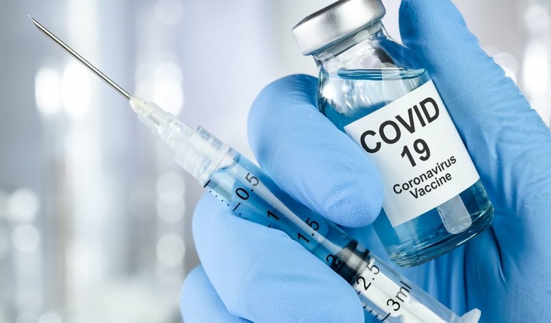 Insumos para vacina CoronaVac chegam ao Brasil dia 26 de maio