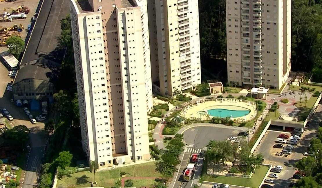 Criança de 6 anos morre após cair de prédio em SP