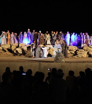 Paixão de Cristo na Cidade de Maria atrai multidões em apresentação única