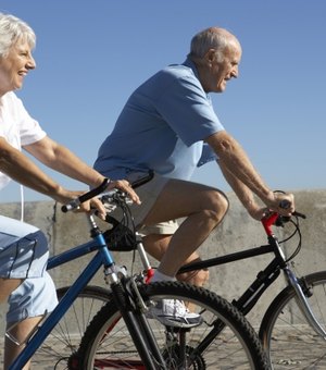Lei garante meia-entrada para idoso em atividades de lazer