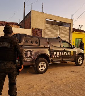 Operação em Arapiraca de combate ao tráfico de drogas  cumpre 21 mandados judiciais