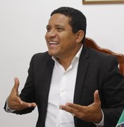Após rebaixamento, prefeito de Palmeira dos Índios chama campanha do CSE de 'pobre'