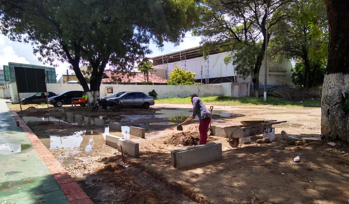 Revitalizações levam nova estrutura a áreas públicas de Maceió