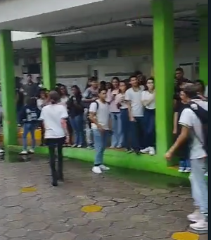 Estudantes do IFAL protestam contra casos de preconceito na instituição
