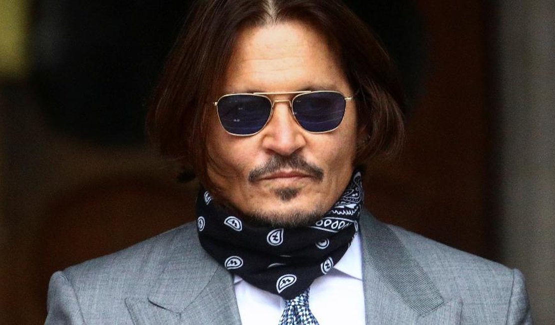Mansão de Johnny Depp na Califórnia é invadida; mulher suspeita é presa