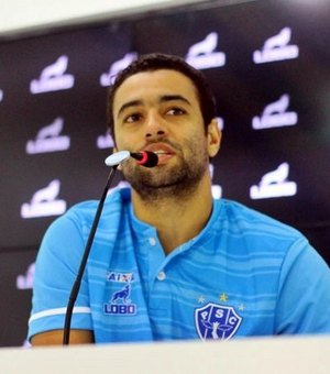 CSA lança nova camisa e anuncia atacante Bruno Veiga