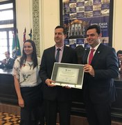 Empresário Roberto Kasprzykowski recebe título de cidadão honorário