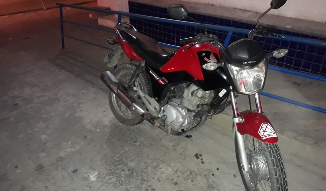Jovem é preso com motocicleta roubada em Pernambuco 