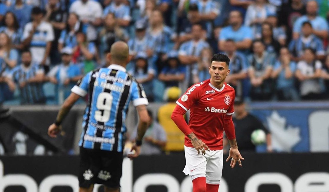 Grêmio derrota Inter em clássico e vence a terceira seguida
