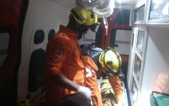 Bombeiros encaminharam a vítima para a UPA Santo Antônio