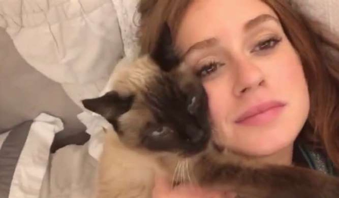 Marina Ruy Barbosa sofre com morte de amiga em acidente de avião