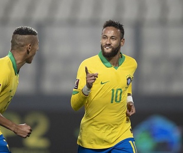 Neymar concorre ao prêmio de melhor jogador do mundo pela Fifa
