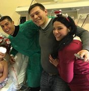 Cristiano Ronaldo faz visita surpresa a crianças em hospital na véspera do Natal