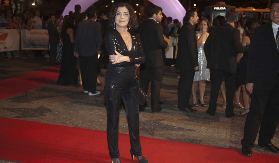 Betty Faria diz que Regina Duarte tem ego 'mal resolvido'