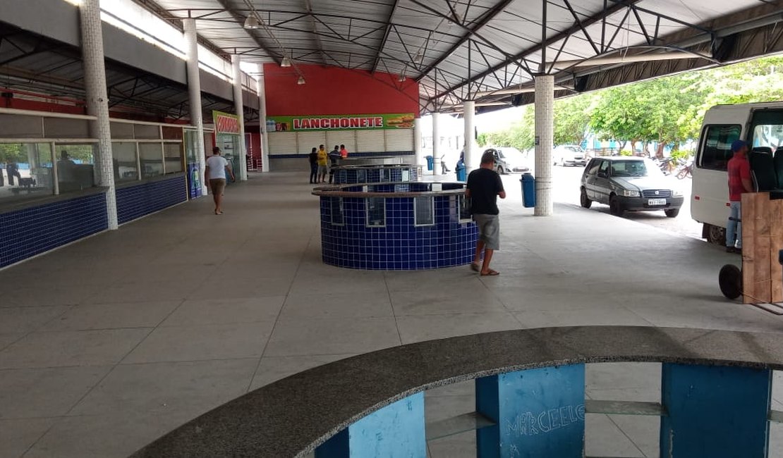 Isolamento social causa redução no movimento do terminal rodoviário de Arapiraca