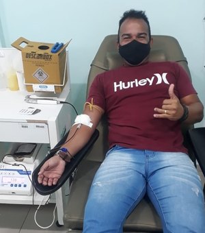 Com estoque de sangue abaixo da média, moradores de condomínio fazem doações em Maceió