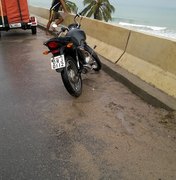 Motociclista morre ao cair da ponte Divaldo Suruagy