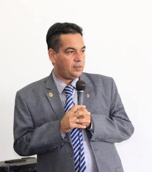 Vereador não acredita em prestação de contas de prefeito e pede extratos bancários