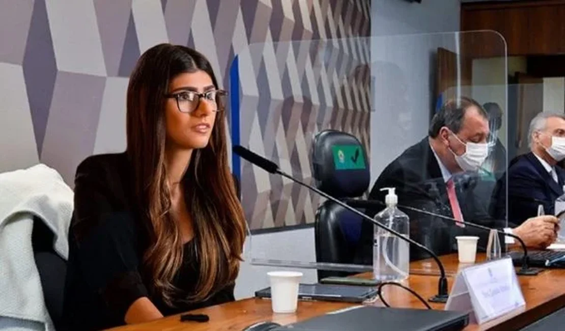 Mia Khalifa na CPI da Covid? Ex-atriz pornô surpreende fãs com montagem