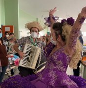 Quadrilha junina leva alegria a pacientes do HEA na véspera de São João