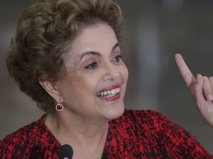 Dilma Rousseff é eleita presidente do banco do Brics; salário equivale a R$ 220 mil