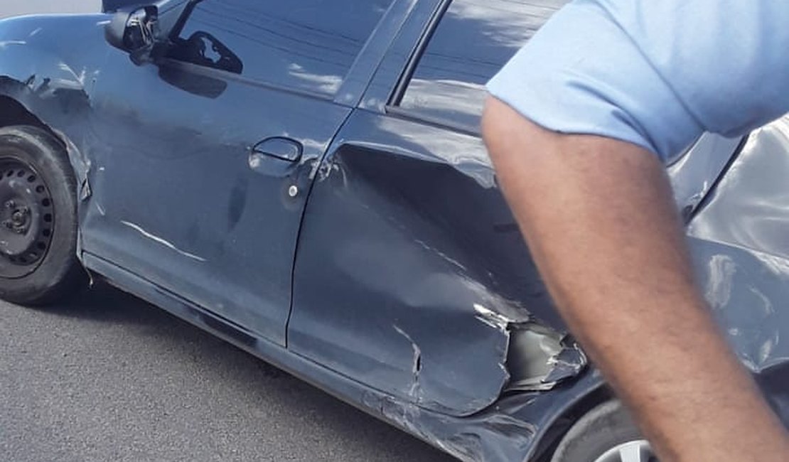 Acidente de trânsito deixa jovens feridos em Matriz de Camaragibe