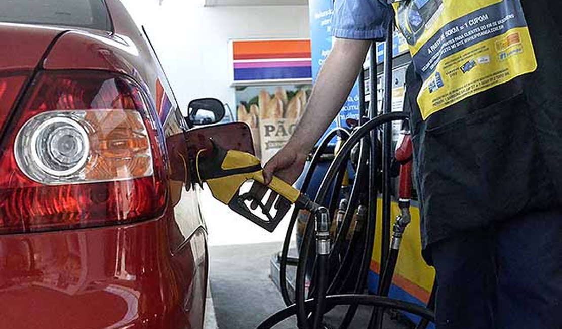 Juiz do DF suspende aumento de imposto sobre combustíveis no país