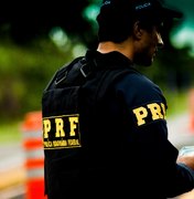 PRF prende motorista transportando 200 quilos de pasta base de cocaína