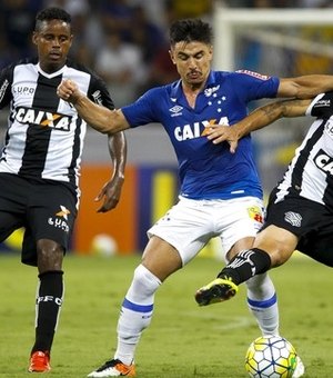 Palmeiras perde. Com arbitro confuso, Flu e Santa ficam no empate. Cruzeiro empata na estreia de técnico.