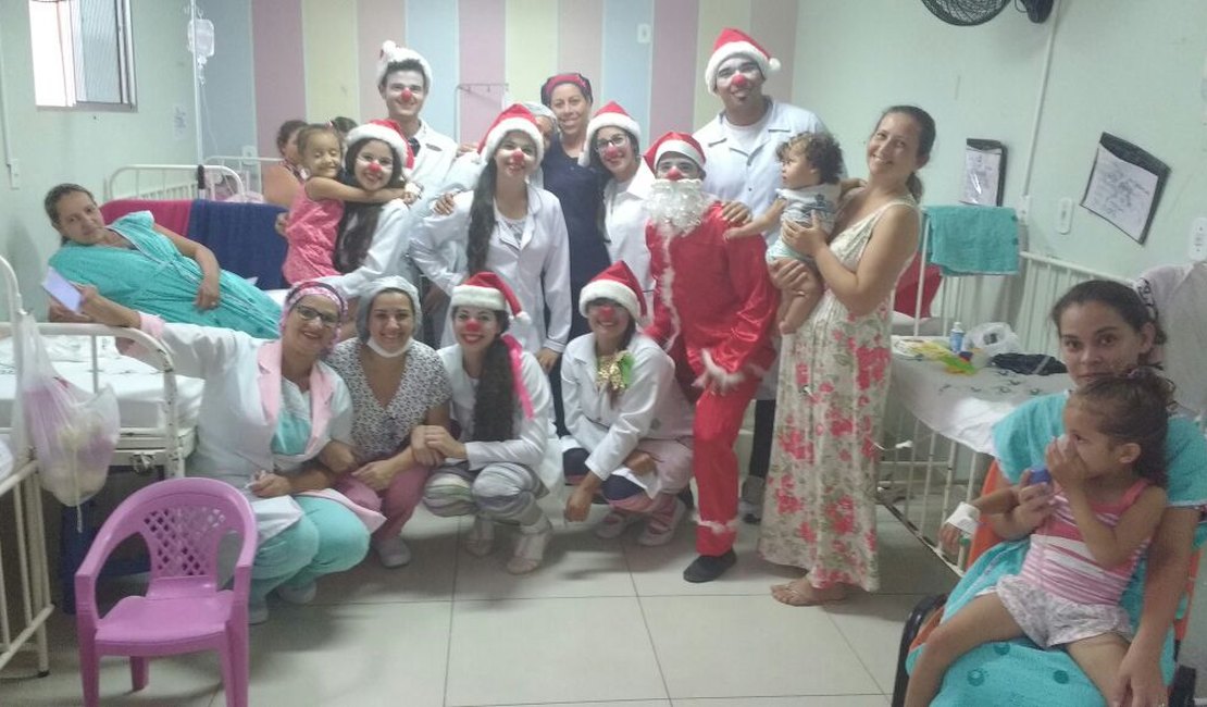 Voluntários fazem parte do grupo IUPI e levam alegria para hospitais de Arapiraca