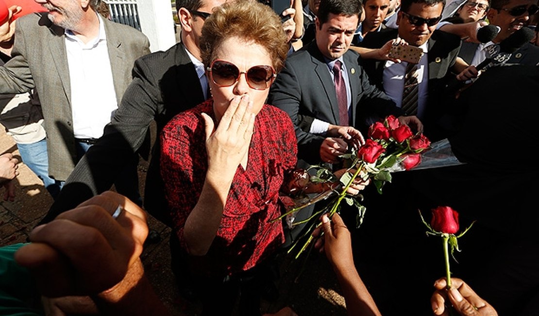 PT ainda estuda onde acomodar a ex-presidente Dilma Rousseff