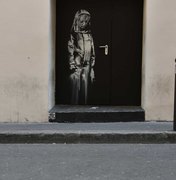 Polícia recupera obra de Banksy roubada no ano passado em Paris
