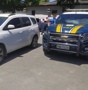 Dois homens foram presos pela PRF por receptação e adulteração de sinal identificador de veículo, em Rio Largo/AL