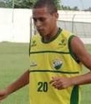 Meio campista João Paulo, do ASA, entra na seleção dos melhores da 1ª rodada da série C