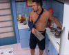 Arthur promete 'avacalhar' comida da xepa se continuar no BBB