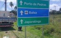 Nova sinalização turística em Porto de Pedras