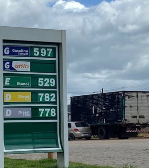 Preço do litro da gasolina comum em Porto Calvo está acima do cobrado em Maceió
