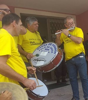 Artistas alagoanos se reúnem e protestam contra cancelamento dos festejos juninos