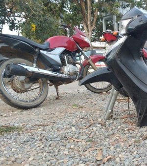 Duas motos foram encontradas na zona rural do município de Lagoa da Canoa