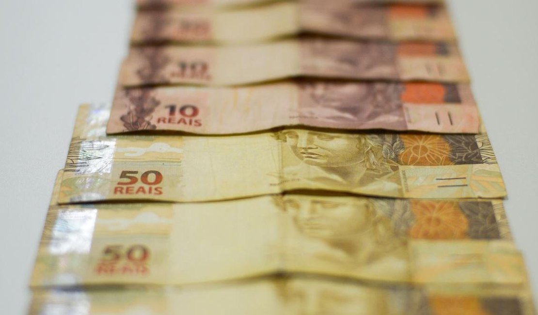 Candidatos à prefeitura de Maceió já receberam quase R$ 5 milhões em doações