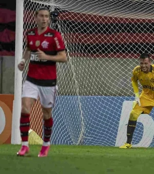 Diego Alves lamenta derrota, mas diz que Flamengo tem que seguir em frente: ‘Tem muito chão pela frente’