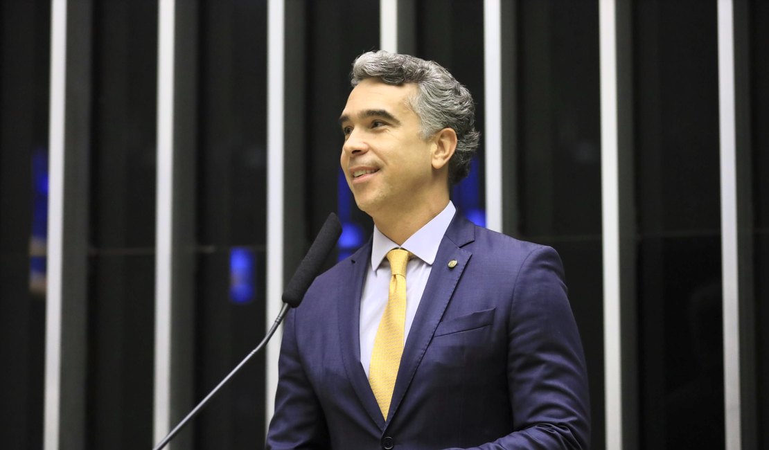 Pupilo do MDB, Rafael Brito agradece o apoio de Renan Filho à sua candidatura a prefeito de Maceió